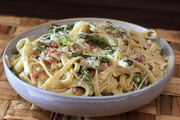 fettuccini ham asparagus