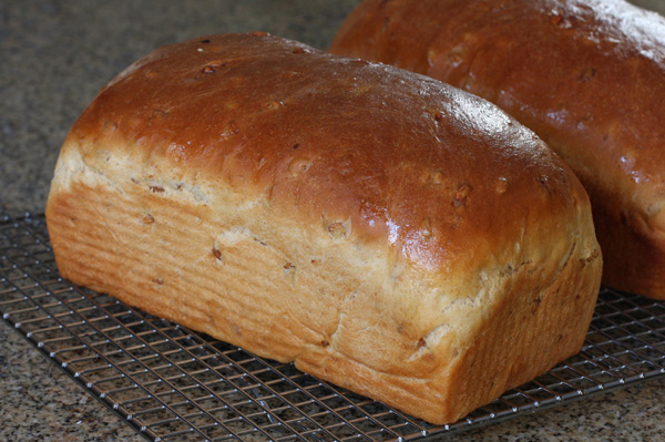 cracked wheat bread