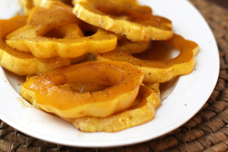 baked-acorn-squash-rings-with-brown-sugar-glaze