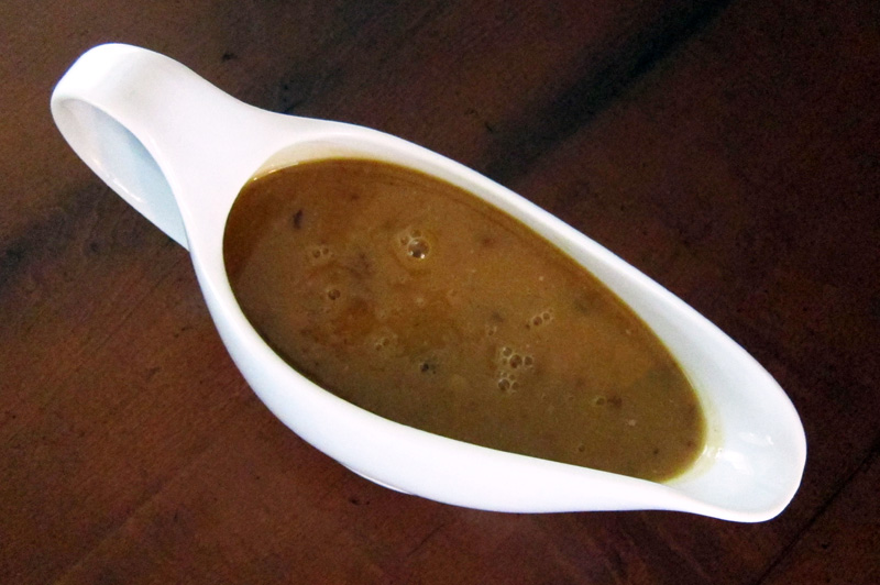 Homemade Turkey Gravy (With or Without the Drippings)