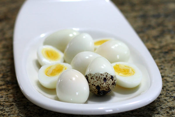 Hard-Boiled Quail Eggs