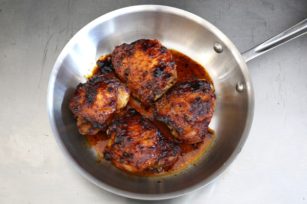 Chicken thighs with honey and garlic.