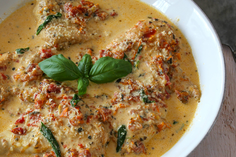 Instant Pot Chicken With Sun Dried Tomatoes and Garlic Recipe