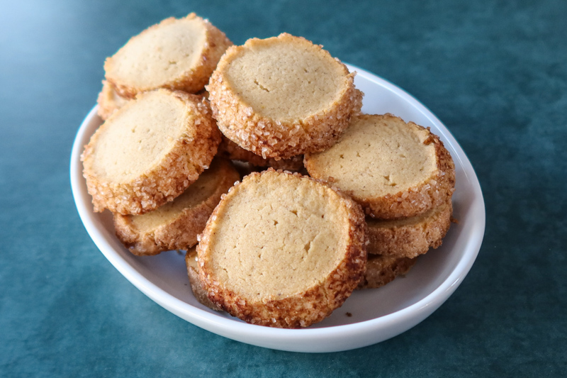Snickerdoodle Sablé Cookies