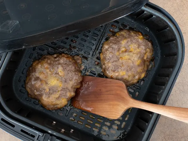 air frying burgers