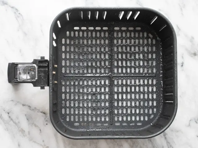 air fryer basket