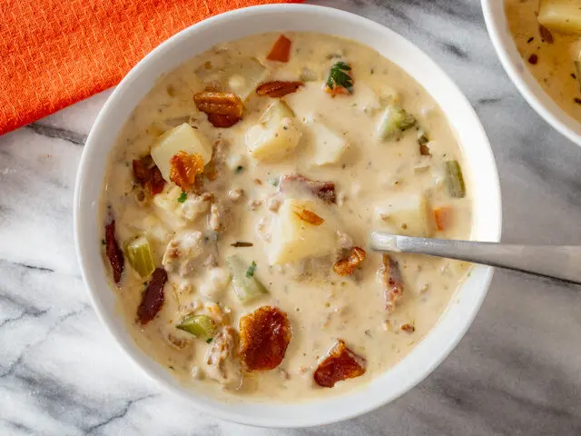 cheeseburger soup with bacon