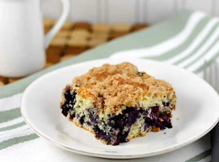 blueberry buckle coffee cake on a plate