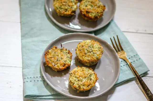 overheat photo of keto broccoli cheese bites