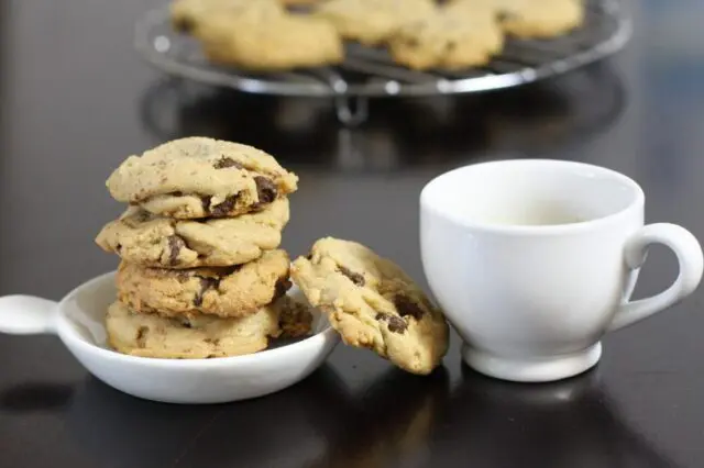 brown butter chocolate chip cookies