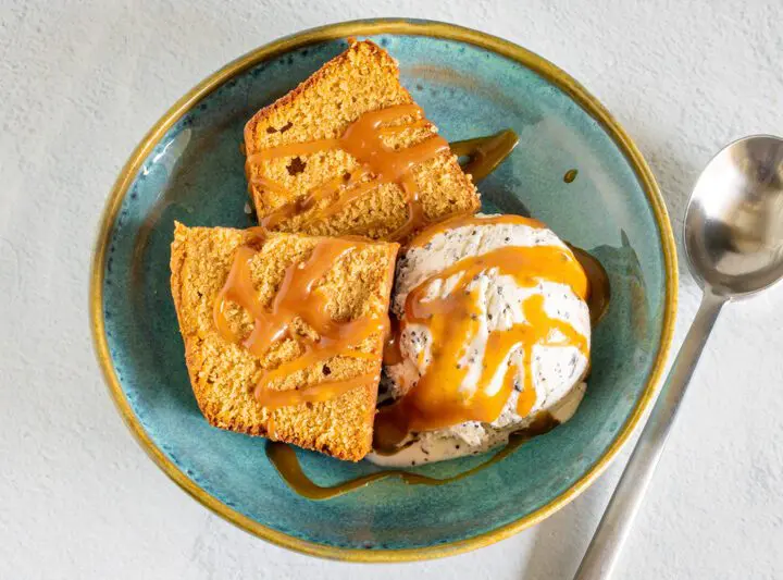 sliced brown sugar pound cake with caramel drizzle