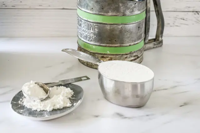 Making cake flour with all-purpose and cornstarch.