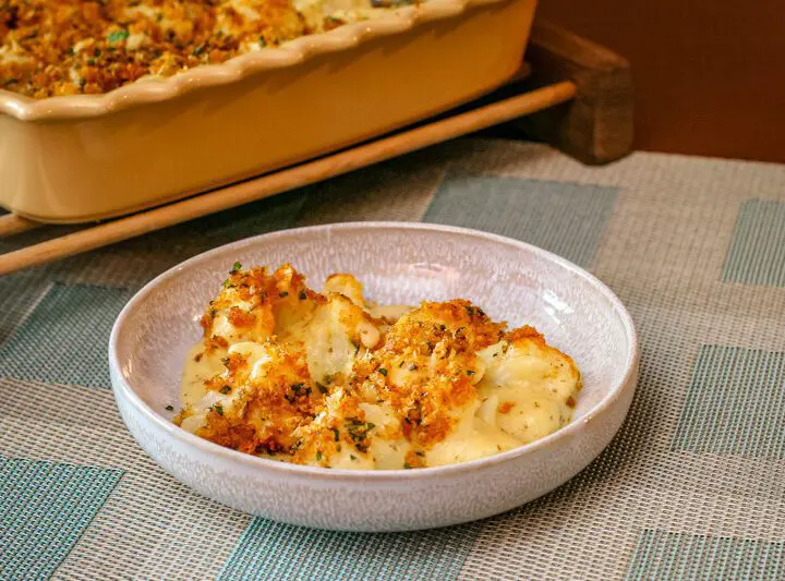 cheesy cauliflower casserole