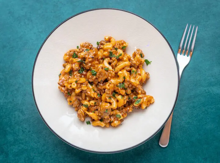 the best cheeseburger macaroni with ground beef and cheese