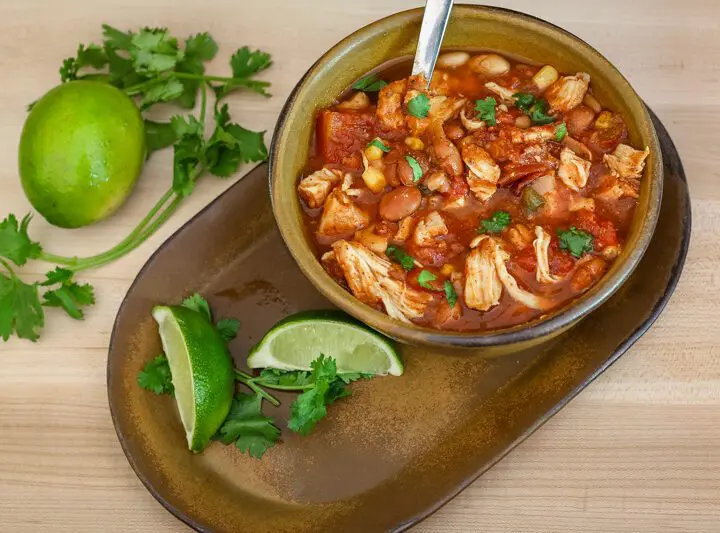 chicken chili with beans and tomatoes