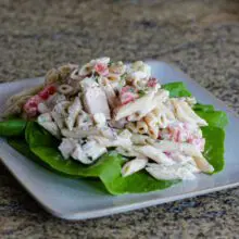 pasta salad with chicken and tomatoes