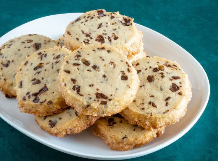 chocolate chip sablé cookies on a plate