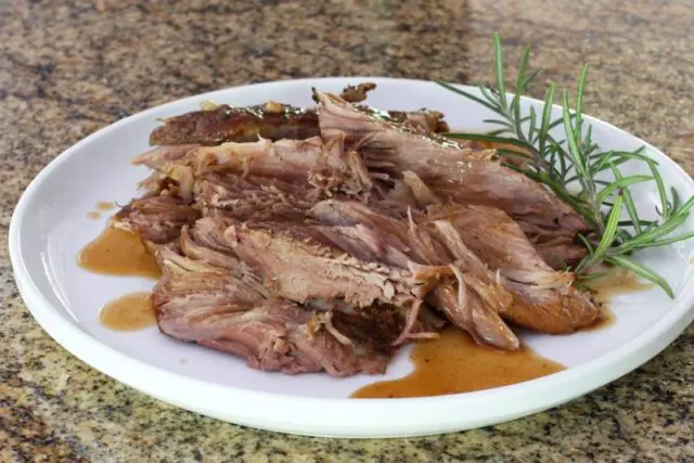 cider braised pork shoulder