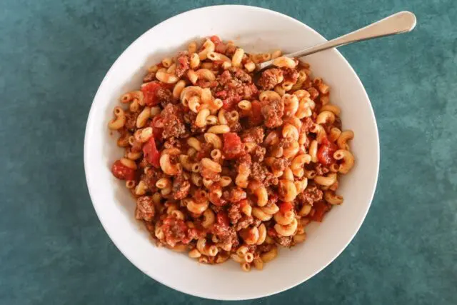 american chop suey in a bowl