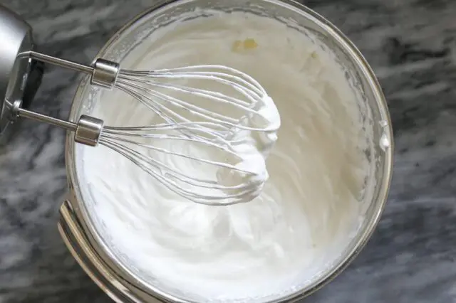 whipped cream for 2-layer strawberry shortcake