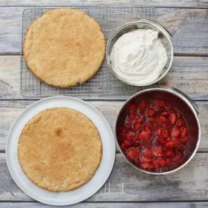 assembling a 2-layer strawberry shortcake