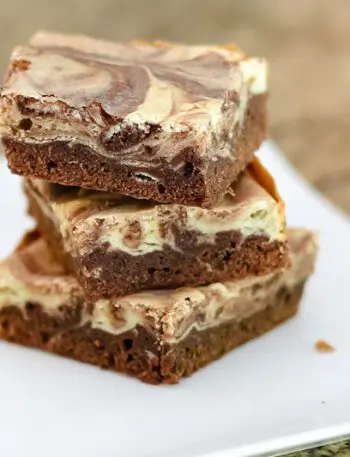 chocolate and cream cheese swirl brownies