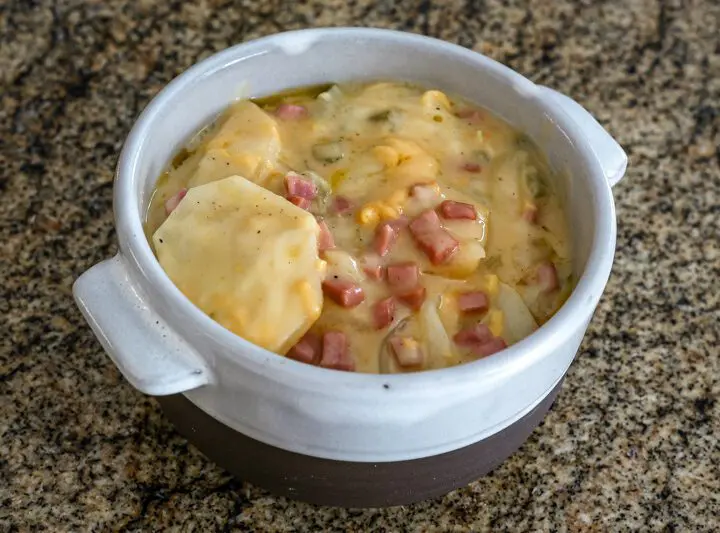 slow cooker scalloped potatoes with ham and cheese