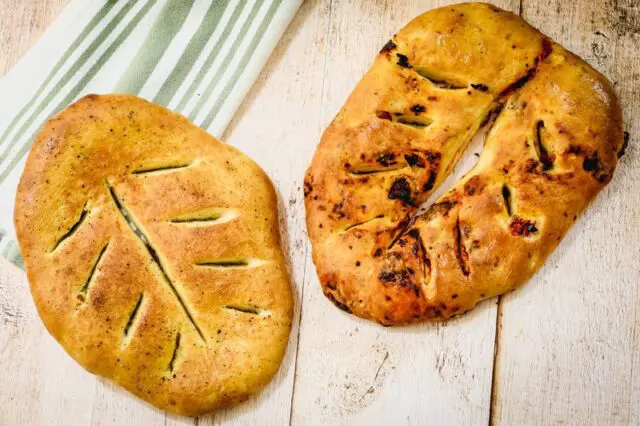 easy fougasse, one with sundried tomatoes