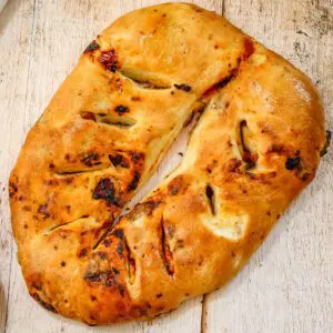 a loaf of easy homemade fougasse with sundried tomatoes