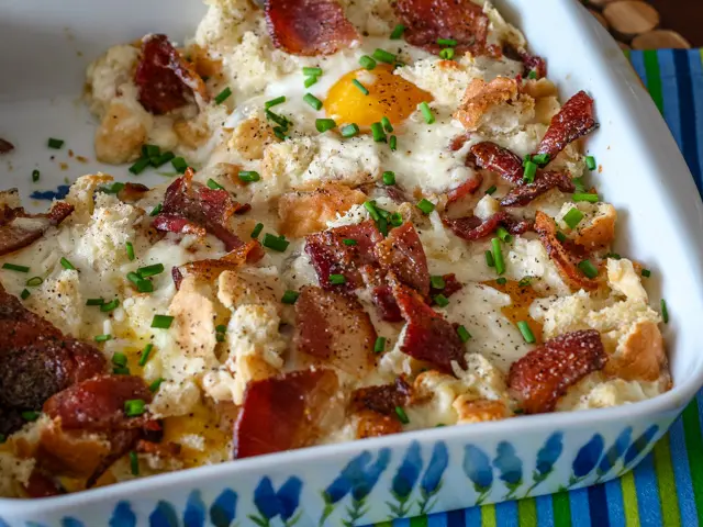 bacon and egg bake