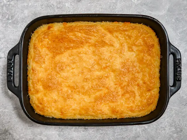 baked garlic cheese grits