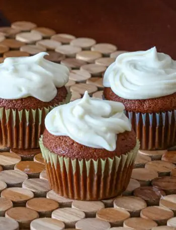 gingerbread cupcakes