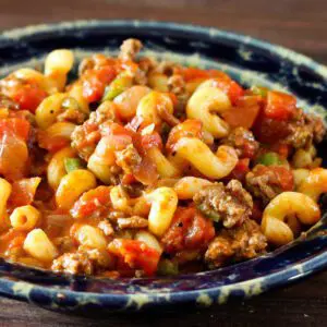 american chop suey in a bowl