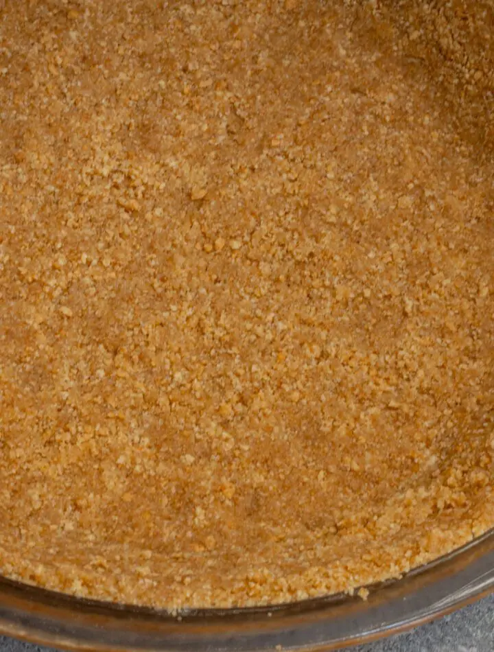 graham cracker pie crust in a pie plate