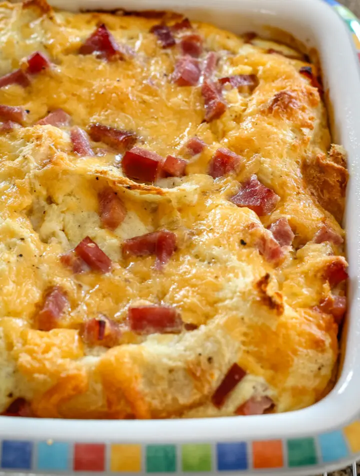 ham and egg breakfast casserole