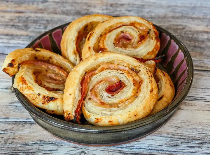 ham and honey mustard pinwheels appetizer