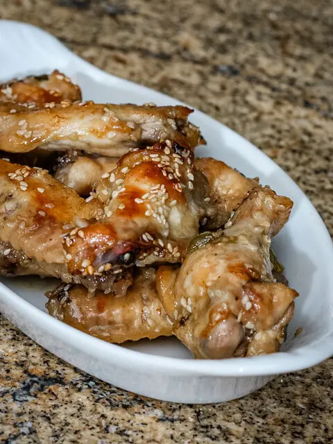 honey garlic chicken wings with sesame seeds