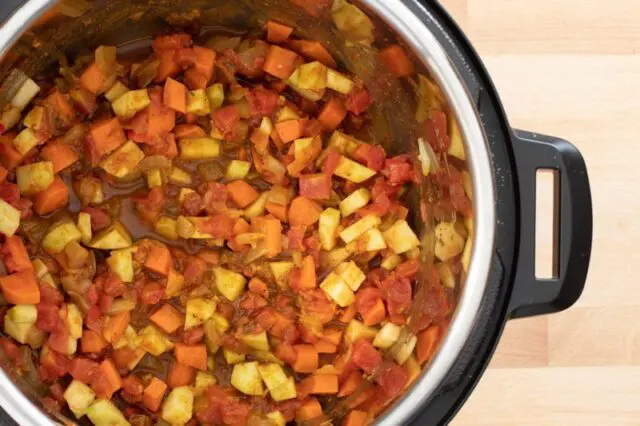 mulligatawny soup prep in the instant pot