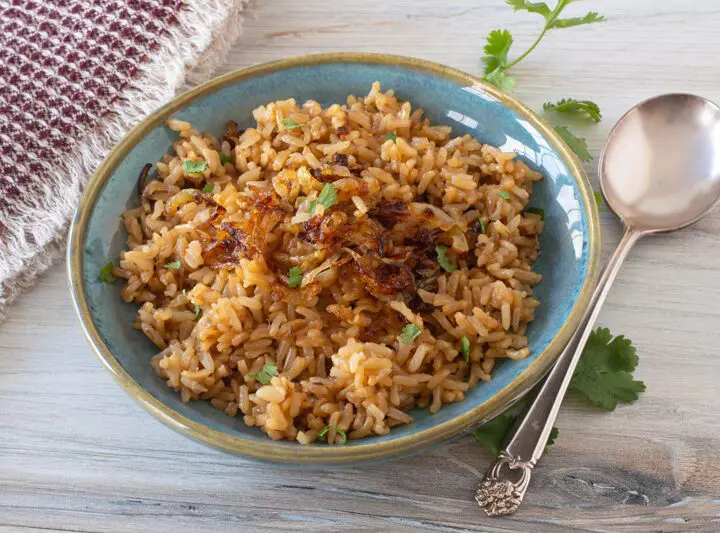 instant pot parsi rice in a bowl