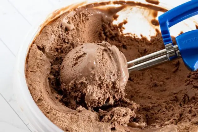 keto chocolate ice cream