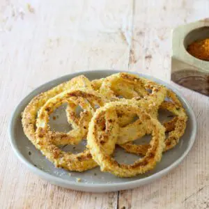 baked keto onion rings