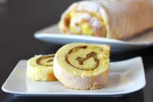 jelly roll cake with lemon curd filling