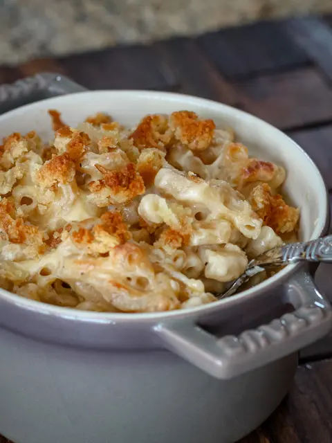 baked macaroni and cheese