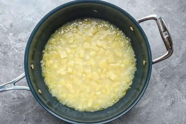 maine haddock chowder prep, adding the potatoes