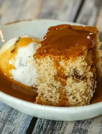 maple walnut snack cake