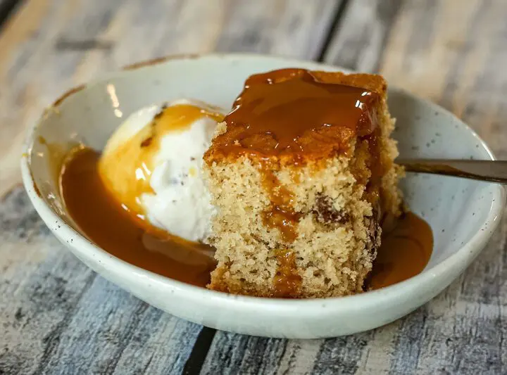 maple walnut snack cake