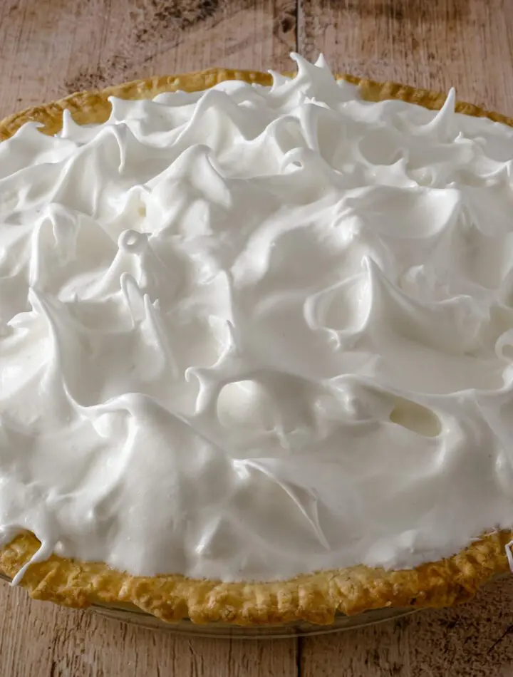 perfect meringue pie topping