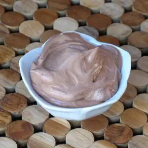 mocha mousse in a small dish