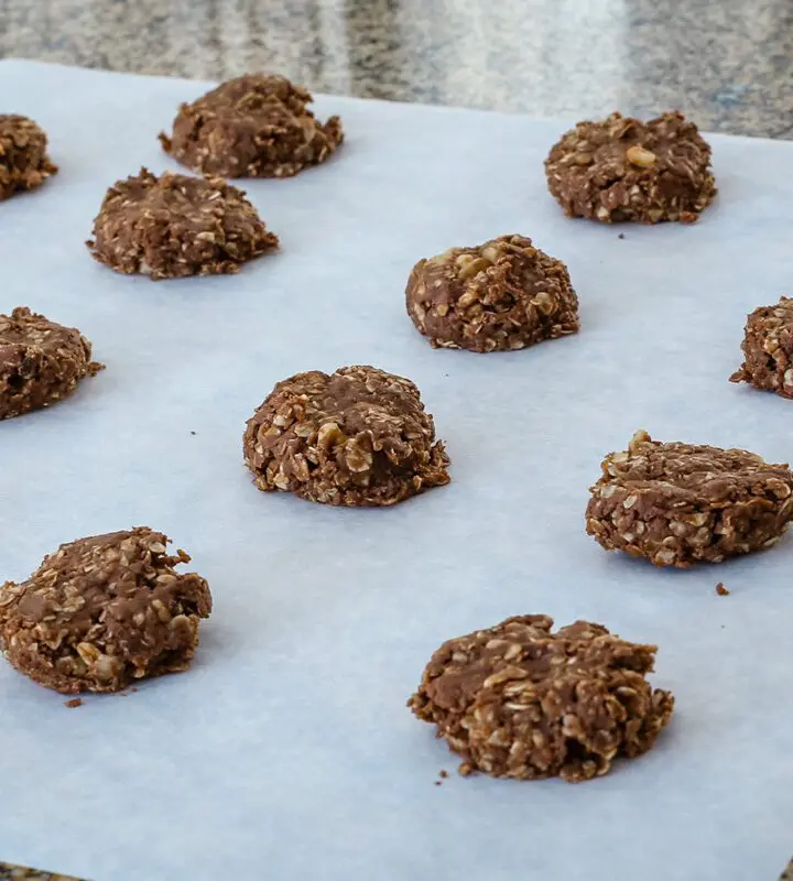 no bake cookies on wax paper