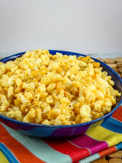 macaroni and cheese in a serving bowl